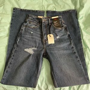 NWT Levi’s 70s High Flare Jeans